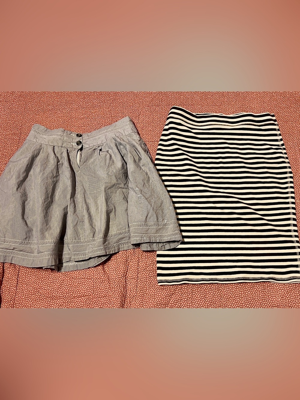 Old Navy sz 6 & M Skirts